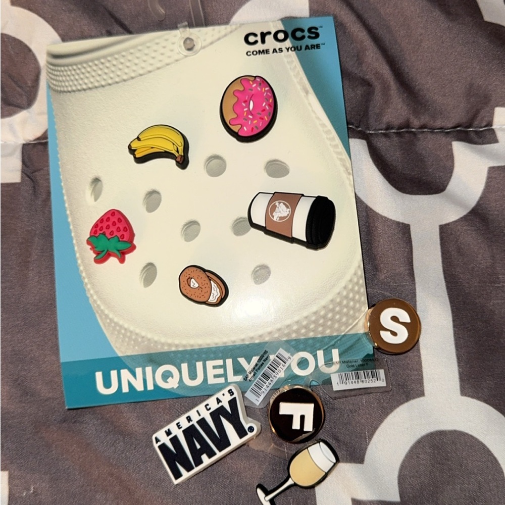 CROCS Accessories